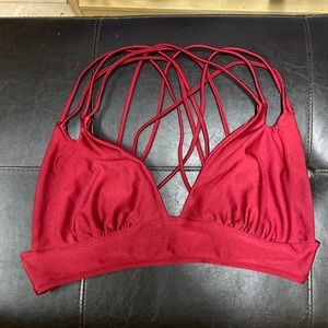 ⭐️CupShe strapping bikini top! Worn once. 🥰